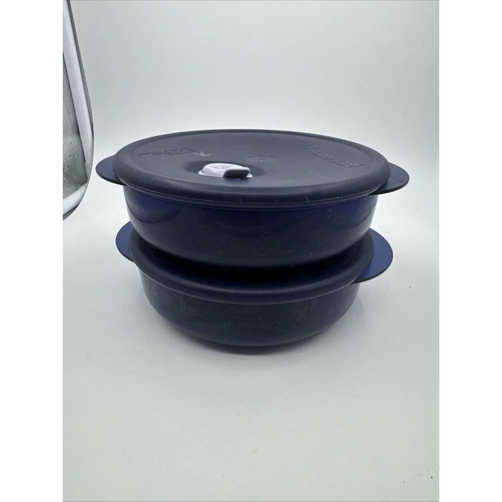 Lot Of 2 TUPPERWARE VENT N SERVE ROUND 1.75 C VENTED MICROWAVE BOWL‎  Leftover